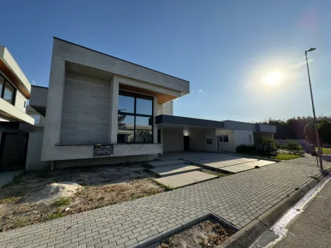 imagem 2 - Casa em condomínio para venda com 04 suítes e piscina - 450m² no Urbanova imagem 2 - Casa em condomínio para venda com 04 suítes e piscina - 450m² no Urbanova