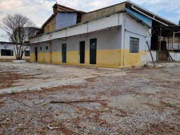 Galpão Industrial para locação com 3.000 m2 e 2.500 m2 A.C na Chácaras Reunidas em São José dos Campos