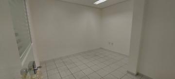 Sala comercial para locação de 93m² no Centro | SJC