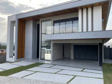 Casa em condomínio para venda com 04 suítes - 600m² no Urbanova