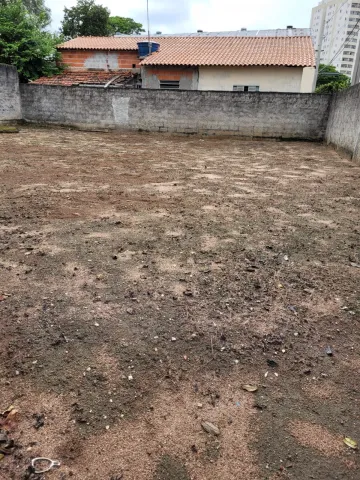 Terreno plano para venda com 265m² atrás da Drogaria São Paulo no Parque Industrial