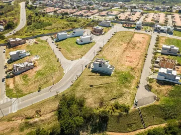 Terreno em condomínio para venda com 250m² em Jacareí