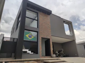 imagem 1 - Sobrado para venda e locação com 04 suítes e 05 banheiros no Bairro Floresta imagem 1 - Sobrado para venda e locação com 04 suítes e 05 banheiros no Bairro Floresta
