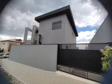 imagem 5 - Sobrado para venda e locação com 04 suítes e 05 banheiros no Bairro Floresta imagem 5 - Sobrado para venda e locação com 04 suítes e 05 banheiros no Bairro Floresta