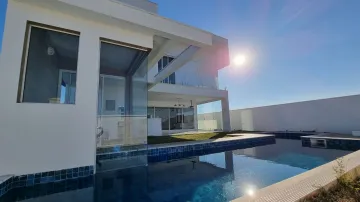 Casa em condomínio para venda com 04 suítes e piscina - 480m² no Alphaville II