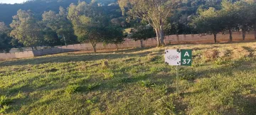 Terreno em condomínio para venda com 1000m² no Recanto Santa Bárbara em Jambeiro - SP!