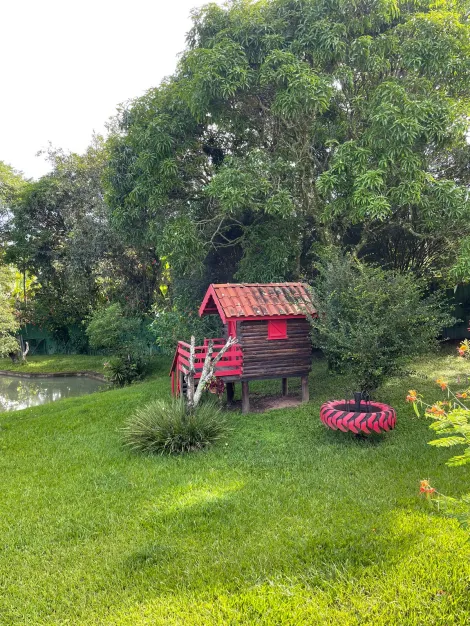 Chácara para venda com 3 casas e 5.000m² - Jardim Santa Ermínia