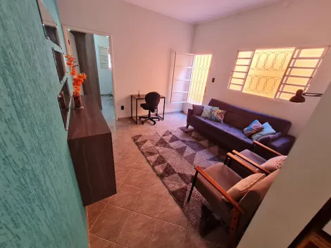 Alugar Casa / Padrão em São José dos Campos. apenas R$ 345.000,00
