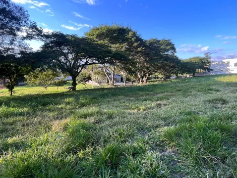 Terreno em condomínio para venda com 1.000m² - Jambeiro