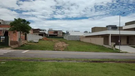 Terreno em condomínio para venda com 600m² - Urbanova