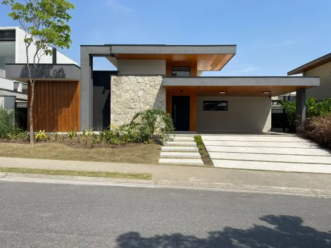 Alugar Casa / Condomínio em São José dos Campos. apenas R$ 3.020.000,00