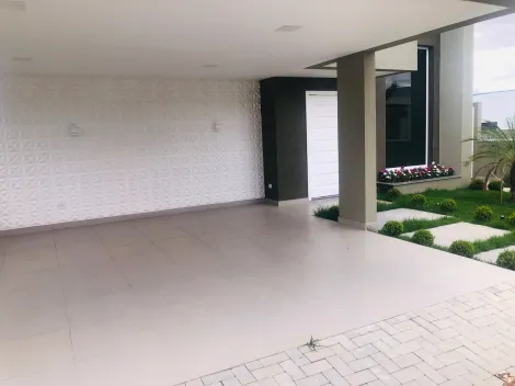 Casa térrea para venda com 3 quartos e 2 vagas de garagem com 179m² - Bairro da Floresta