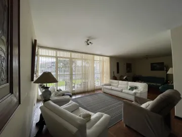 Alugar Casa / Padrão em São José dos Campos. apenas R$ 2.780.000,00