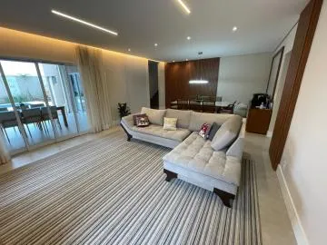 Casa em condomínio fechado 05 suítes 330 m² - Jardim Aquarius