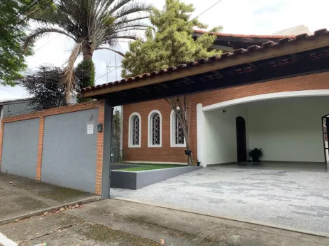 Casa para venda com 04 Dorm. e 01 suíte - 250m² na Vila Industrial