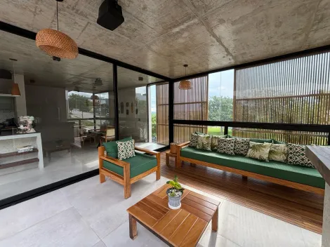 imagem 2 - Casa alto padrão para venda com 428m² - 3 suítes e 2 vagas de garagem no Alphaville 1 imagem 2 - Casa alto padrão para venda com 428m² - 3 suítes e 2 vagas de garagem no Alphaville 1