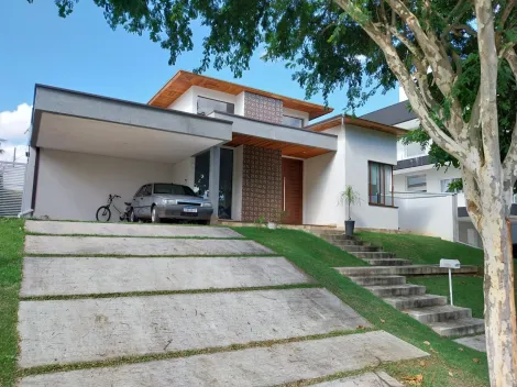 Casa em condomínio à venda com 4 quartos e 2 vagas de garagem no Mirante do Vale