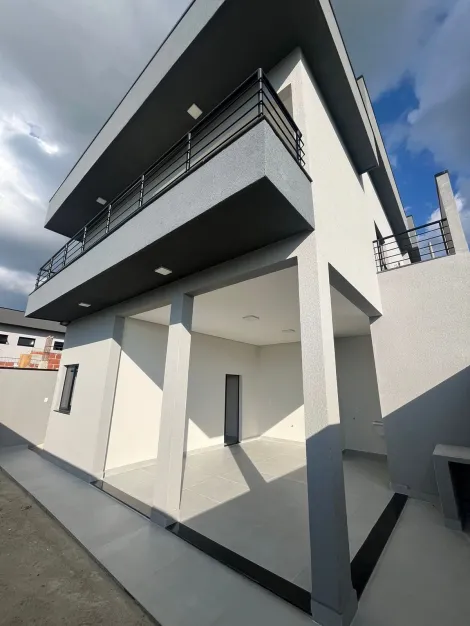 imagem 2 - Sobrado para venda com 3 quartos e 4 vagas de garagem - 203m² em Caçapava imagem 2 - Sobrado para venda com 3 quartos e 4 vagas de garagem - 203m² em Caçapava