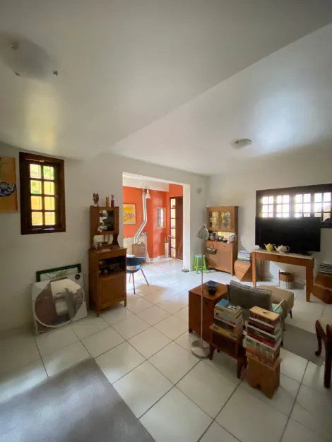Sobrado à venda com 4 quartos e 2 vagas de garagem - 200m² | Vila Betânia