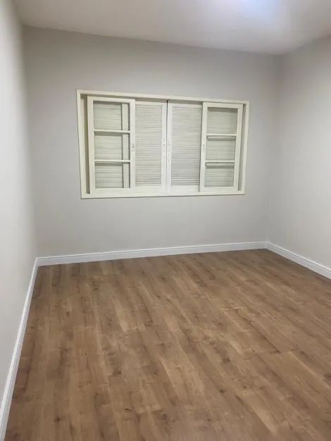 imagem 5 - Casa térrea para venda com 02 quartos e 04 vagas de garagem - 180m² no bairro Vila Industrial imagem 5 - Casa térrea para venda com 02 quartos e 04 vagas de garagem - 180m² no bairro Vila Industrial