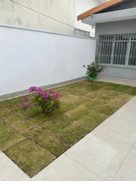 imagem 2 - Casa térrea para venda com 02 quartos e 04 vagas de garagem - 180m² no bairro Vila Industrial imagem 2 - Casa térrea para venda com 02 quartos e 04 vagas de garagem - 180m² no bairro Vila Industrial