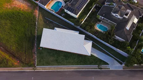 imagem 2 - Casa térrea para venda com 03 quartos e 04 vagas de garagem - 250m² no Condomínio Residencial Mantiqueira imagem 2 - Casa térrea para venda com 03 quartos e 04 vagas de garagem - 250m² no Condomínio Residencial Mantiqueira