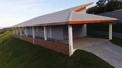 imagem 3 - Casa térrea para venda com 03 quartos e 04 vagas de garagem - 250m² no Condomínio Residencial Mantiqueira imagem 3 - Casa térrea para venda com 03 quartos e 04 vagas de garagem - 250m² no Condomínio Residencial Mantiqueira