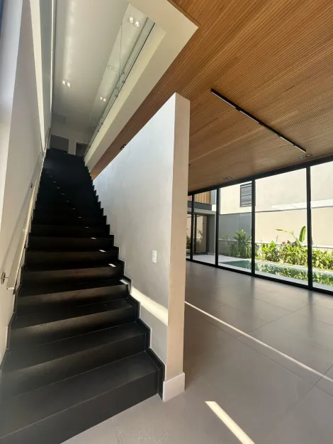 imagem 3 - Casa em condomínio para venda com 4 quartos (4 suítes) e 4 vagas de garagem - 390m² no bairro Urbanova imagem 3 - Casa em condomínio para venda com 4 quartos (4 suítes) e 4 vagas de garagem - 390m² no bairro Urbanova