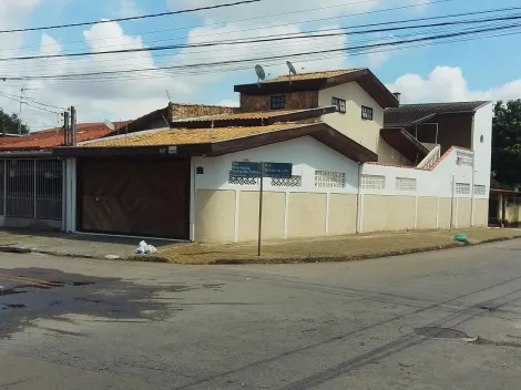 imagem 1 - Casa para venda com 3 quartos e 2 vagas de garagem - 200m² no bairro Jardim Morumbi imagem 1 - Casa para venda com 3 quartos e 2 vagas de garagem - 200m² no bairro Jardim Morumbi