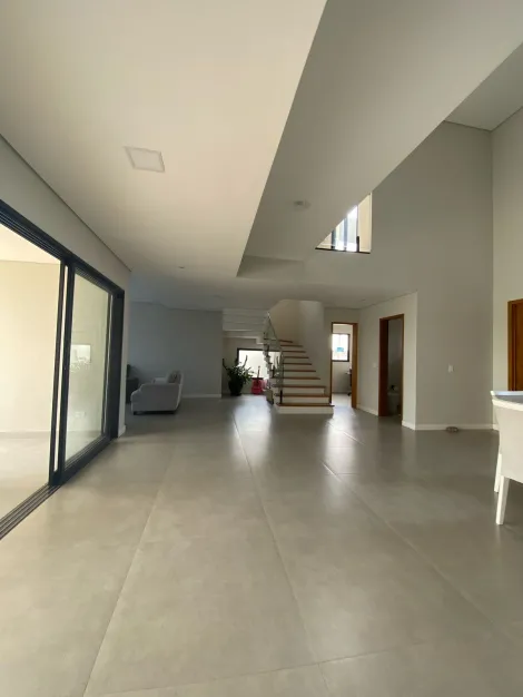 imagem 2 - Sobrado em condomínio para venda com 03 quartos e 02 vagas de garagem - 311m² no Bairro da Floresta imagem 2 - Sobrado em condomínio para venda com 03 quartos e 02 vagas de garagem - 311m² no Bairro da Floresta