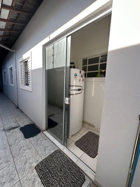 imagem 3 - Casa térrea para venda com 3 quartos sendo 1 suíte - 145m² no bairro Bosque dos Ipês imagem 3 - Casa térrea para venda com 3 quartos sendo 1 suíte - 145m² no bairro Bosque dos Ipês