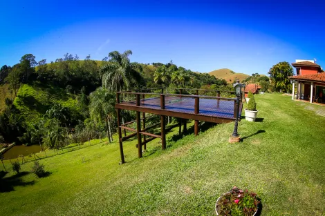 imagem 3 - Sítio para venda com 4,86 alqueires - Casa sede com 525m² sendo 05 quartos no bairro Pau de Saia em São José dos Campos imagem 3 - Sítio para venda com 4,86 alqueires - Casa sede com 525m² sendo 05 quartos no bairro Pau de Saia em São José dos Campos