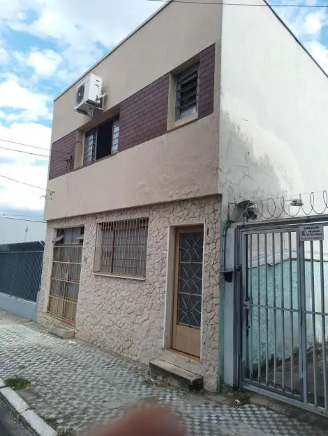 imagem 2 - Sobrado à venda com 04 dormitórios e 03 banheiros- Na zona Central de SJC imagem 2 - Sobrado à venda com 04 dormitórios e 03 banheiros- Na zona Central de SJC