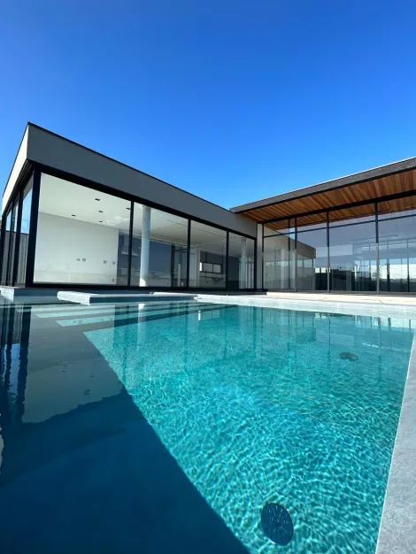 imagem 2 - Casa á venda em condomínio fechado com 04 dormitórios sendo 04 suítes- 600 m²- Reserva do Paratehy Sul imagem 2 - Casa á venda em condomínio fechado com 04 dormitórios sendo 04 suítes- 600 m²- Reserva do Paratehy Sul