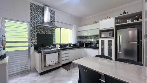 imagem 4 - Sobrado à venda com 4 quartos sendo 1 suíte- 125 m²- No Bairro Bosque dos Eucaliptos imagem 4 - Sobrado à venda com 4 quartos sendo 1 suíte- 125 m²- No Bairro Bosque dos Eucaliptos