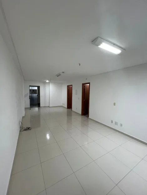 imagem 1 - Sala para locação com 2 banheiros e 1 vaga de garagem- 46,41 m²- Centro imagem 1 - Sala para locação com 2 banheiros e 1 vaga de garagem- 46,41 m²- Centro